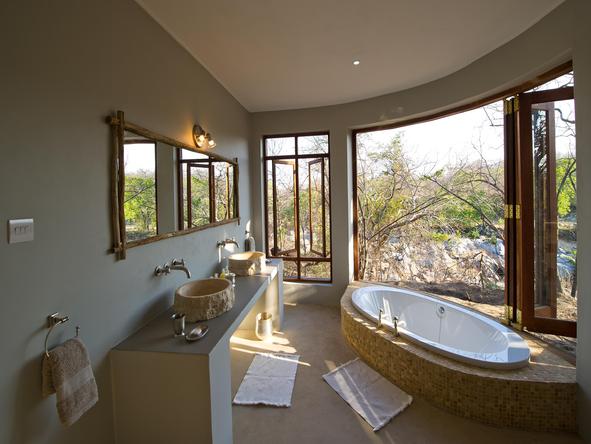 Mkulumadzi - Bathroom 