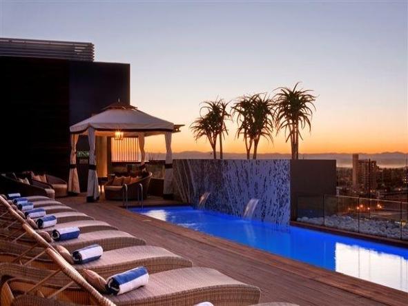Hilton Windhoek - Pool 
