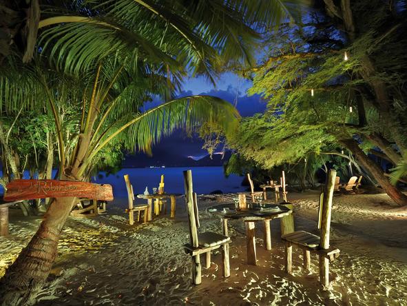 Sainte Anne Resort & Spa - beach dining