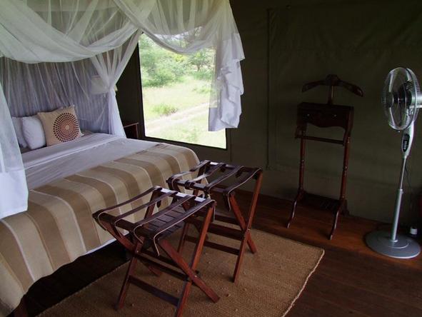 nThambo - bedroom 