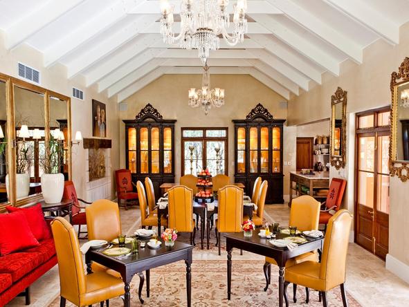 La Residence - dining room
