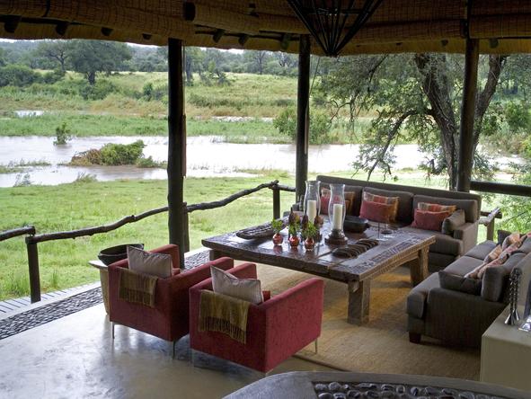 Exeter River Lodge - Lounge 