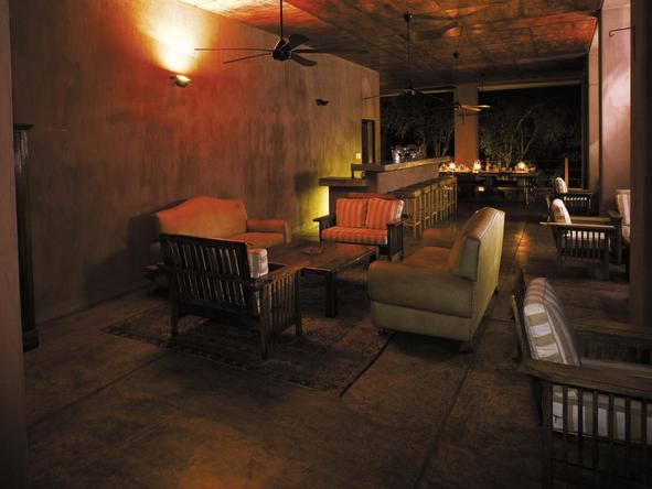 Honeyguide Mantobeni Tented Safari Camp -Lounge 