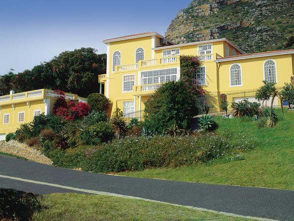 Colona Castle - Exterior View 