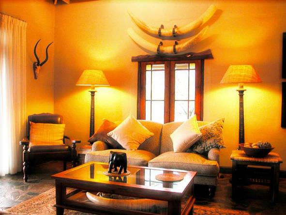 White Elephant Game Lodge - Lounge 