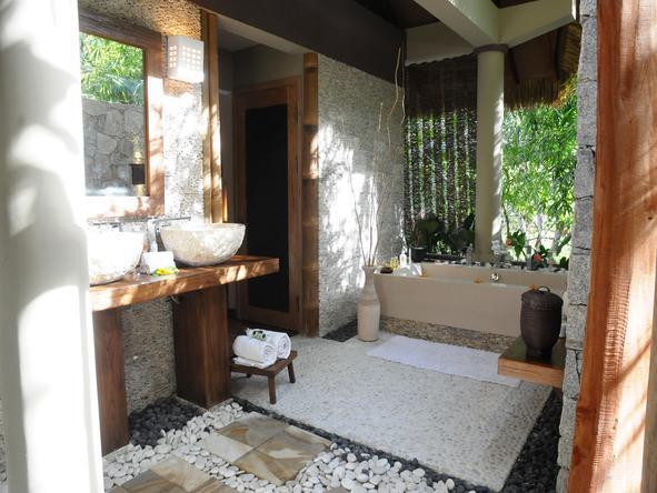 Le Domaine de L'Orangeraie - Bathroom2