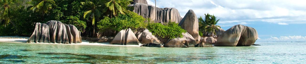 La Digue Island - one of the Seychelles' most beautiful private islands, La Digue is famous for its white-sand beaches and dramatic granite boulders.