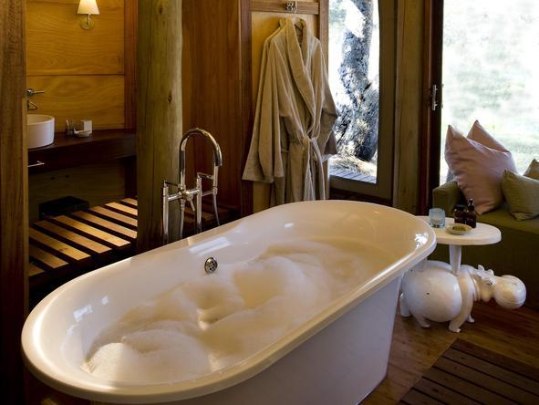 Xaranna Tented Camp - Bathroom 