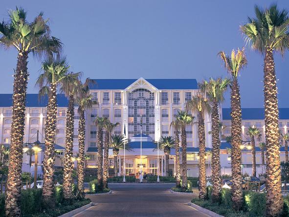 Table Bay Hotel - exterior view