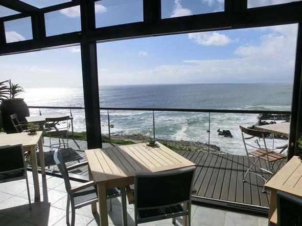 Cliff Lodge - beautiful sea views