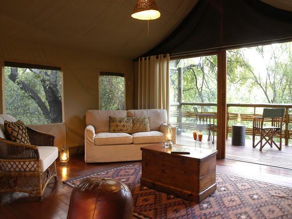 Thakadu River Camp - Bedroom1