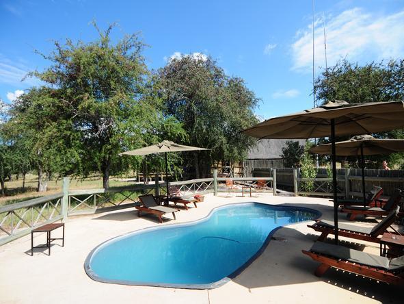 Deception Valley Lodge - Pool 