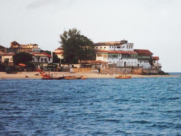 Tanzania Parks & Zanzibar Adventure