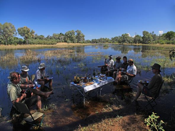 Selinda Canoe Trail Exploration
