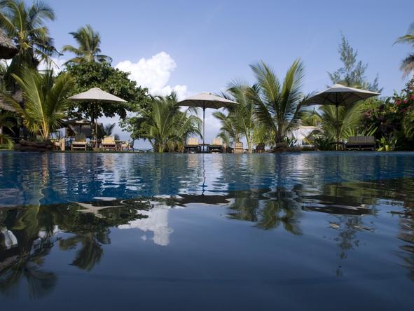 AfroChic Diani- Pool 