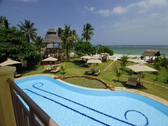 AfroChic Diani- Balcony