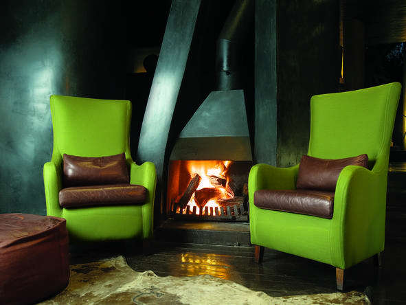 Singita Sweni Lodge - Fireplace 