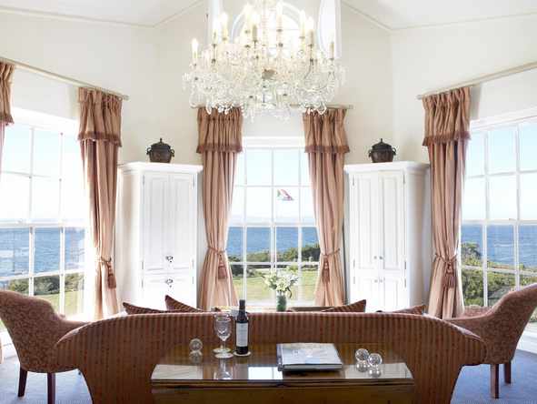 The Marine Hermanus - Lounge 4