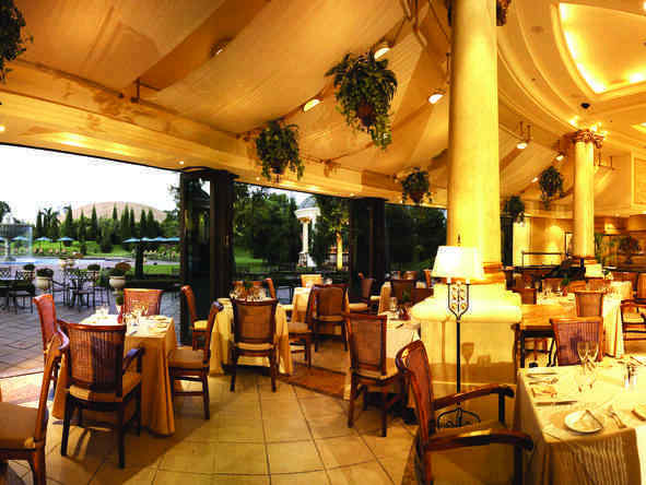 Mondior at Emperors Palace - Dining 