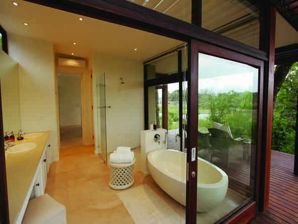 1933 at Lion Sands - bathroom