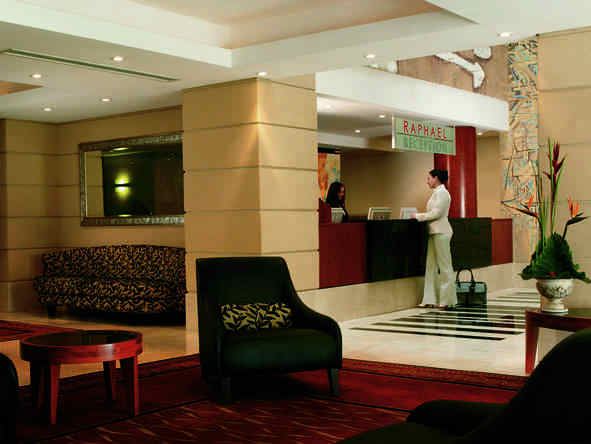 The Raphael Penthouse Suites - Staff 