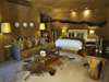 Sabi Sabi Earth Lodge - bedroom