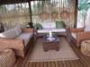 nThambo - Lounge2